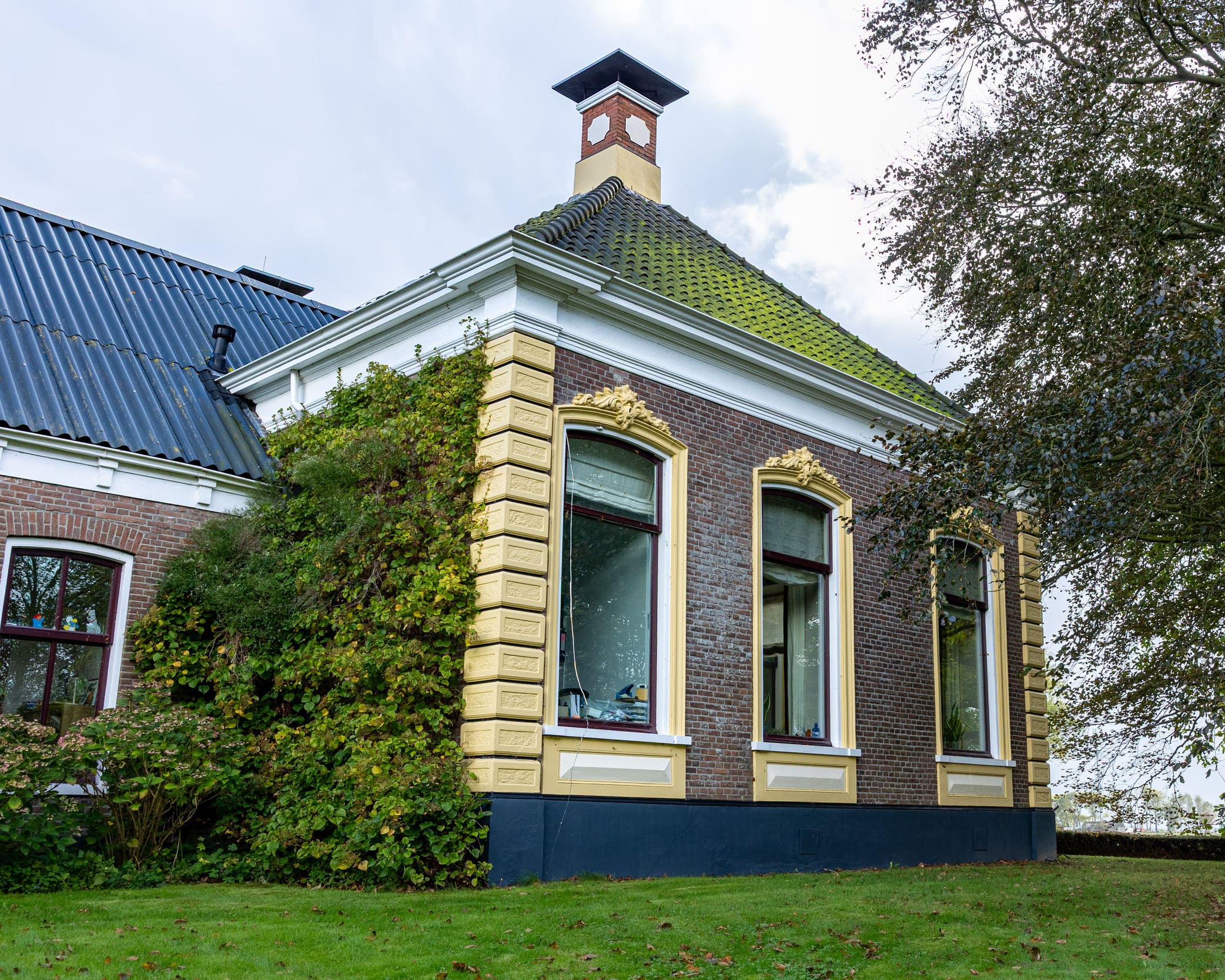 Voorgevel boerderij Usquert totaalopname